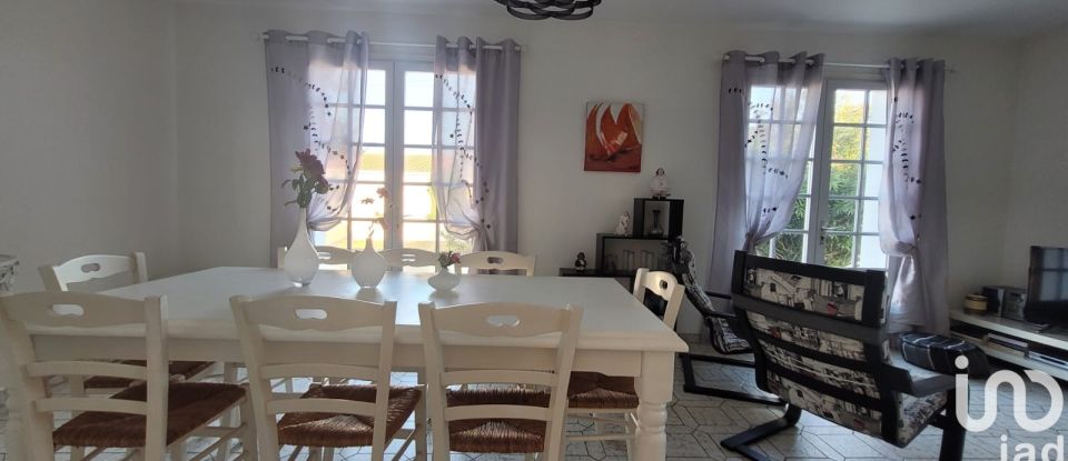 House 5 rooms of 119 m² in Royan (17200)