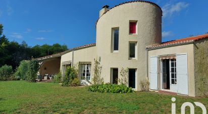 House 5 rooms of 163 m² in Mauves-sur-Loire (44470)