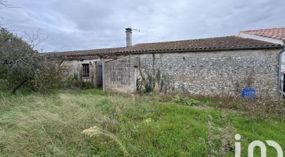 Farm 4 rooms of 90 m² in Échillais (17620)