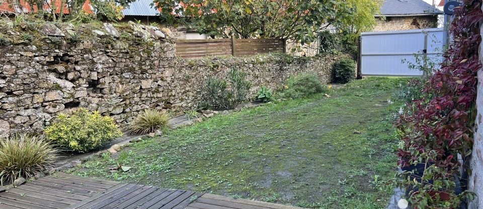 House 4 rooms of 120 m² in Muneville-le-Bingard (50490)