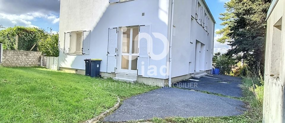 Maison 4 pièces de 82 m² à Donnemarie-Dontilly (77520)