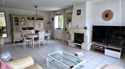 Traditional house 5 rooms of 106 m² in Charleval (27380)