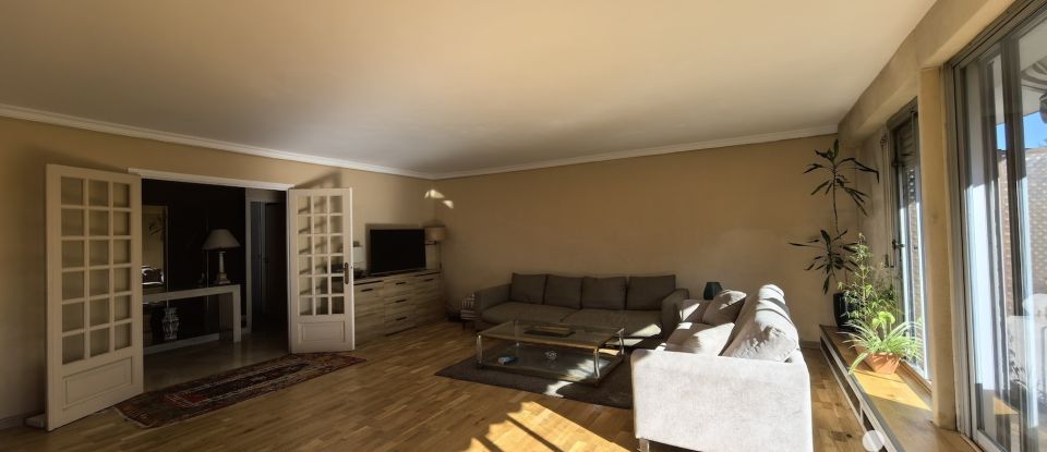 Appartement 5 pièces de 113 m² à Neuilly-sur-Seine (92200)