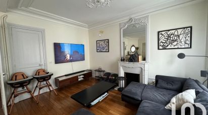 Apartment 4 rooms of 68 m² in Montrouge (92120)