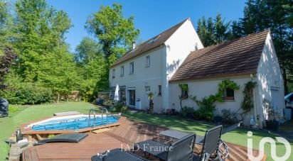 House 7 rooms of 150 m² in Verneuil-sur-Seine (78480)