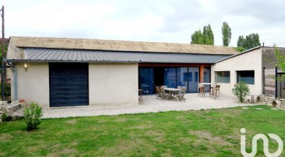 Maison traditionnelle 8 pièces de 158 m² à Chasseneuil-du-Poitou (86360)