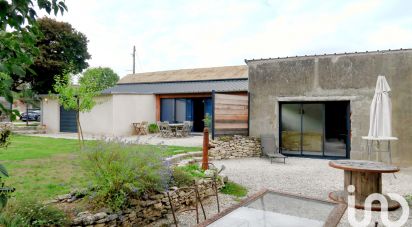 Maison traditionnelle 8 pièces de 158 m² à Chasseneuil-du-Poitou (86360)