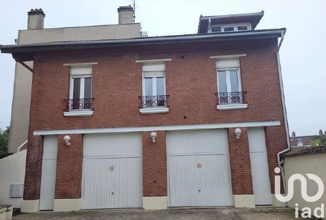 Parking/garage/box de 15 m² à Marly-le-Roi (78160)