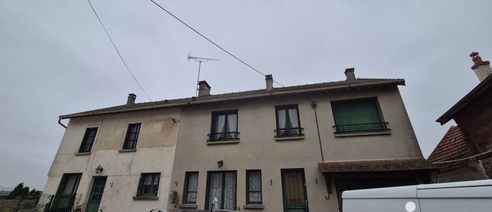 Village house 7 rooms of 164 m² in Sainte-Aulde (77260)