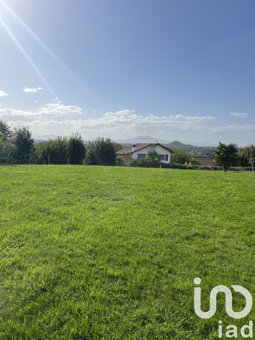 Terrain de 1 000 m² à Villefranque (64990)