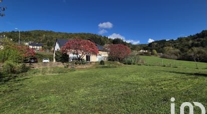 Maison traditionnelle 6 pièces de 208 m² à Bedoues-Cocures (48400)