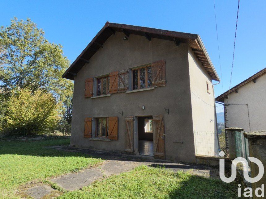 Village house 4 rooms of 76 m² in Arlanc (63220)