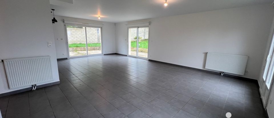 Maison 6 pièces de 130 m² à Mouroux (77120)