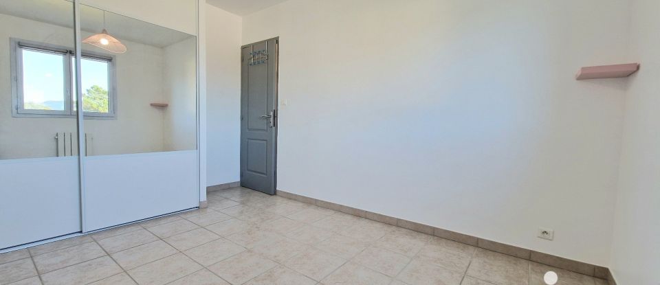 Maison 5 pièces de 90 m² à Cuttoli-Corticchiato (20167)