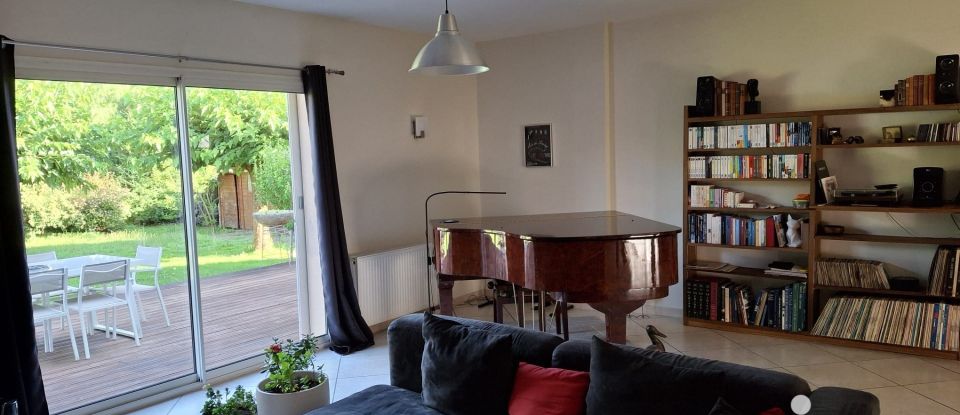 Maison 4 pièces de 166 m² à Montauban (82000)