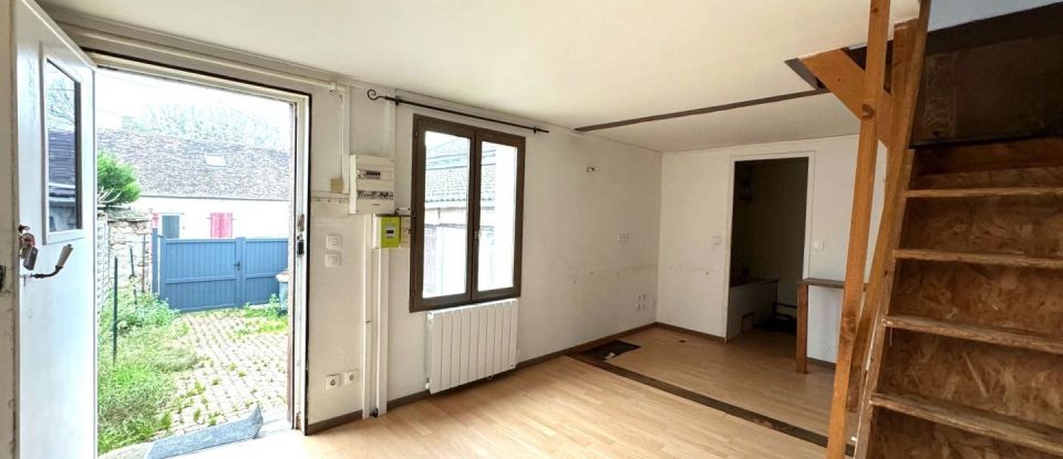 Immeuble de 192 m² à Thoury-Férottes (77940)