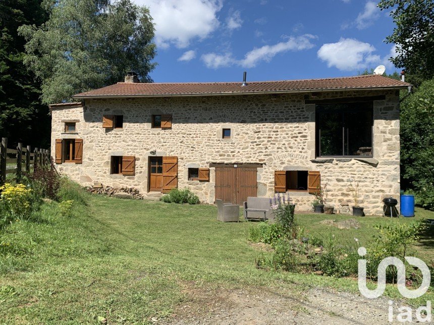 Maison de campagne 6 pièces de 152 m² à Saint-Bonnet-le-Bourg (63630)