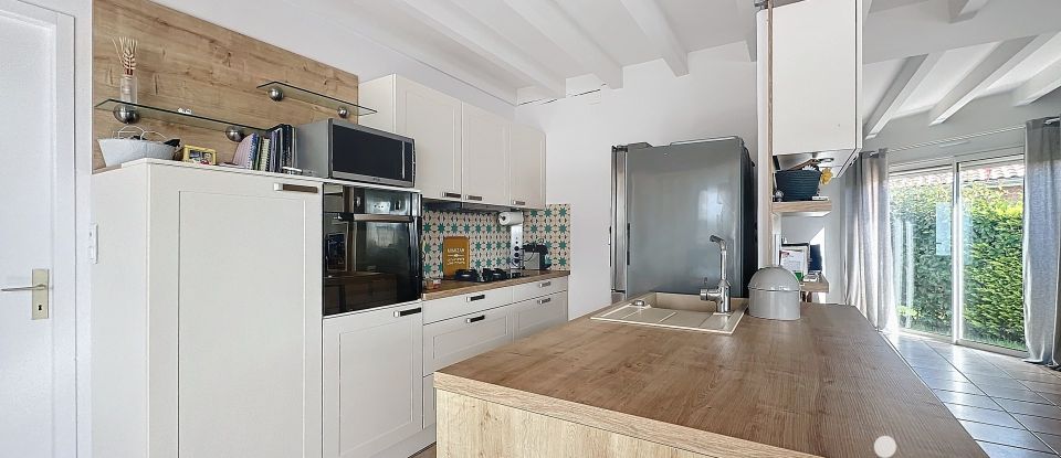 Maison 5 pièces de 114 m² à Mont-de-Marsan (40000)