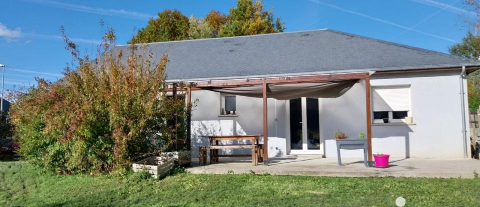 Maison traditionnelle 5 pièces de 102 m² à Salmiech (12120)