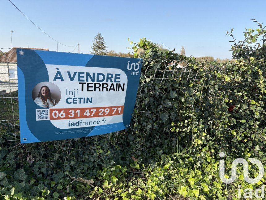 Terrain de 1 184 m² à Saint-Agnant (17620)