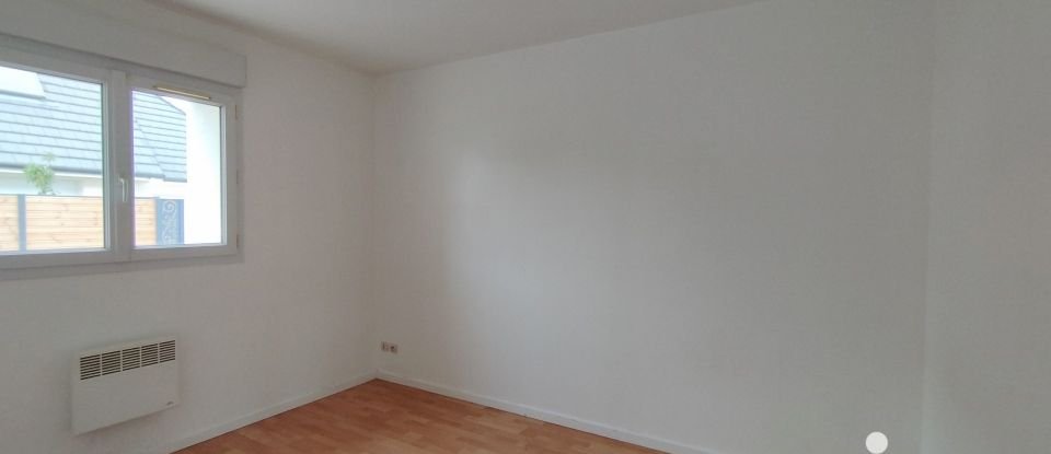 Apartment 3 rooms of 52 m² in Saint-Étienne-du-Rouvray (76800)