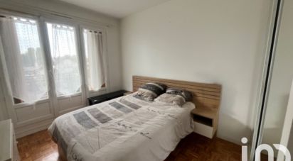 Appartement 3 pièces de 54 m² à Stains (93240)