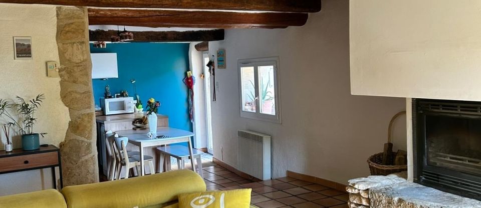 House 3 rooms of 111 m² in La Bastidonne (84120)