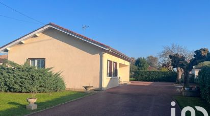 House 4 rooms of 100 m² in Les Billaux (33500)