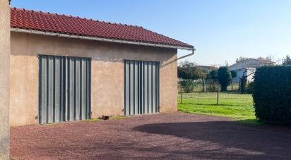 Maison 4 pièces de 100 m² à Les Billaux (33500)