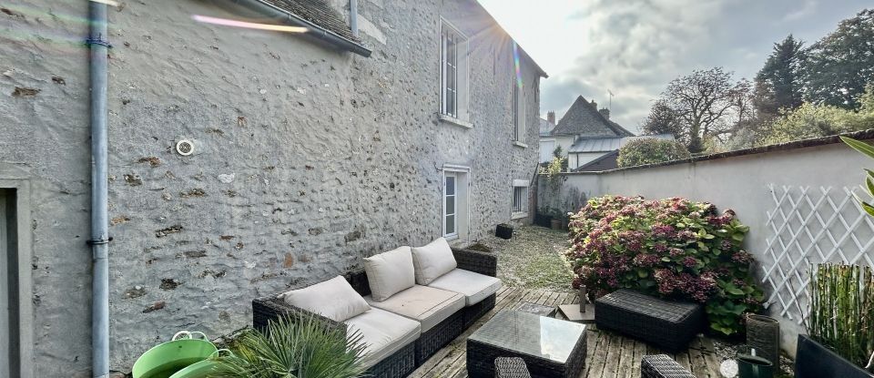 Village house 5 rooms of 160 m² in Boissy-sous-Saint-Yon (91790)