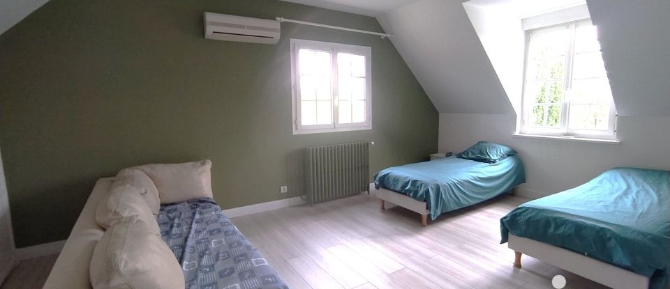 Maison 5 pièces de 185 m² à Saint-Ay (45130)