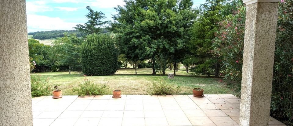 House 4 rooms of 95 m² in Bonrepos-sur-Aussonnelle (31470)