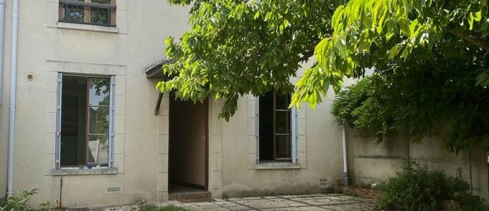 Traditional house 6 rooms of 160 m² in Longjumeau (91160)