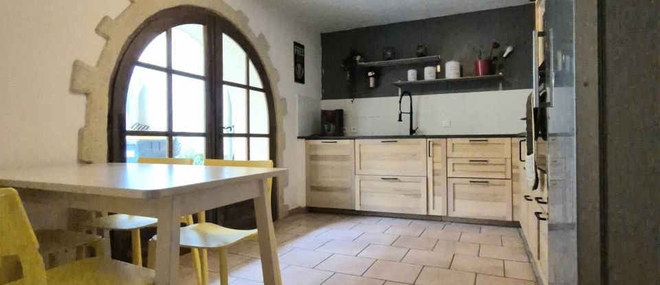 Village house 5 rooms of 142 m² in Lédenon (30210)