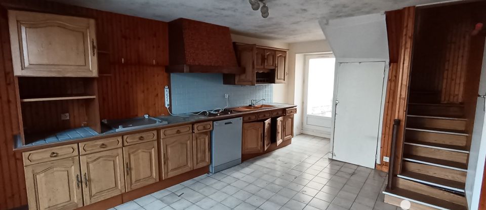 House 5 rooms of 98 m² in Thénezay (79390)