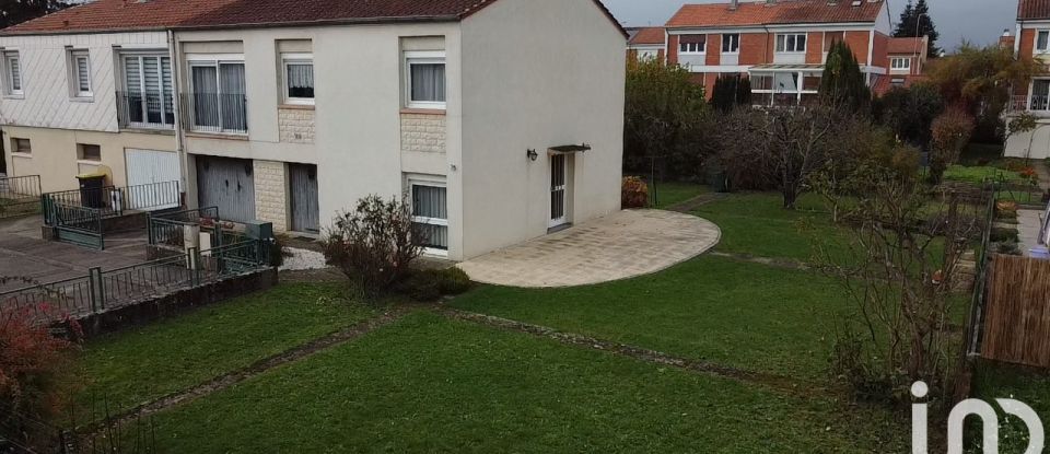 Maison 4 pièces de 85 m² à Moulins-lès-Metz (57160)