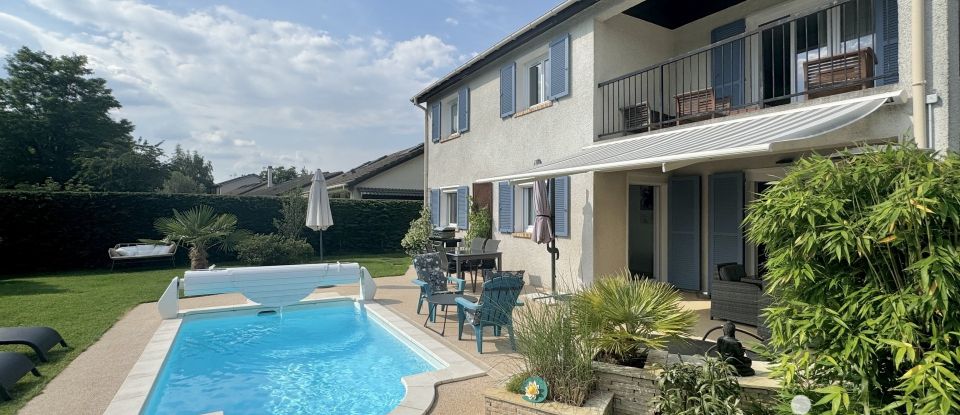 Maison traditionnelle 6 pièces de 160 m² à Soisy-sur-Seine (91450)