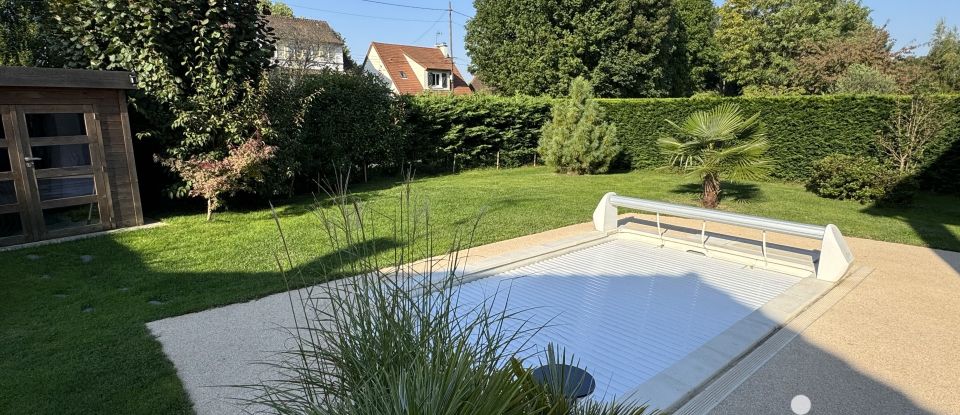 Maison traditionnelle 6 pièces de 160 m² à Soisy-sur-Seine (91450)