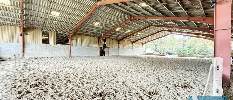 Haras 5 pièces de 44 m² à Fleurance (32500)