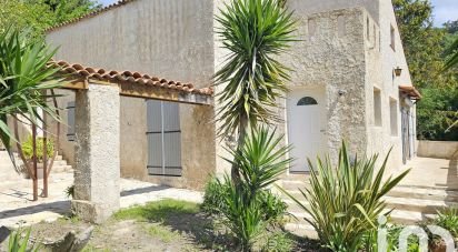 Maison traditionnelle 9 pièces de 250 m² à Vence (06140)