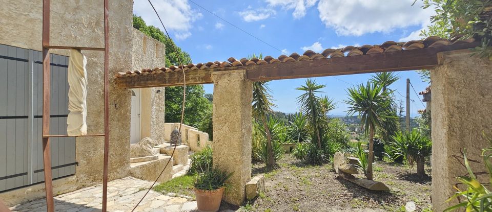 Traditional house 9 rooms of 250 m² in Vence (06140)