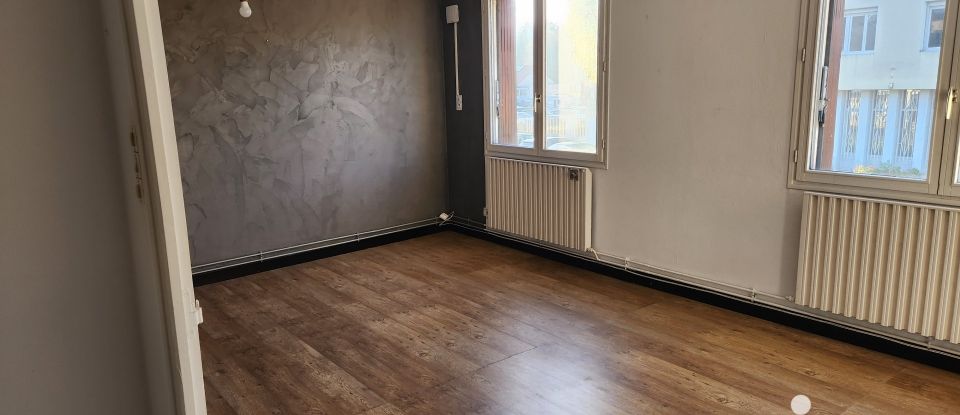 Apartment 3 rooms of 94 m² in Belley (01300)