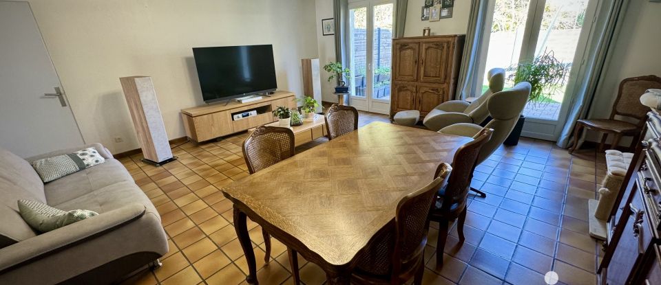 Maison 6 pièces de 93 m² à Wavrin (59136)