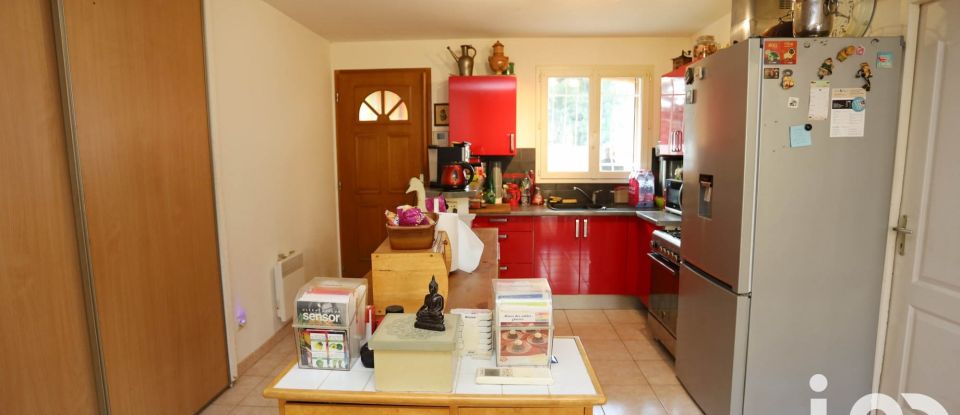 Maison 4 pièces de 81 m² à Cruscades (11200)