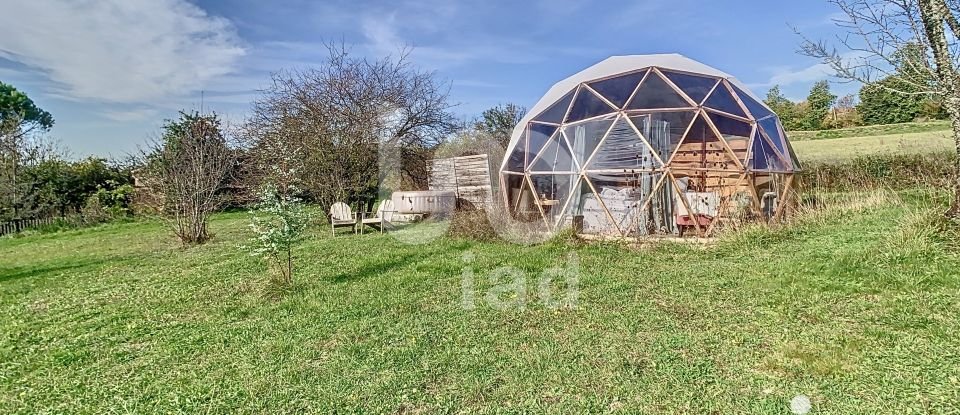 Country house 5 rooms of 176 m² in Auriac-sur-Vendinelle (31460)