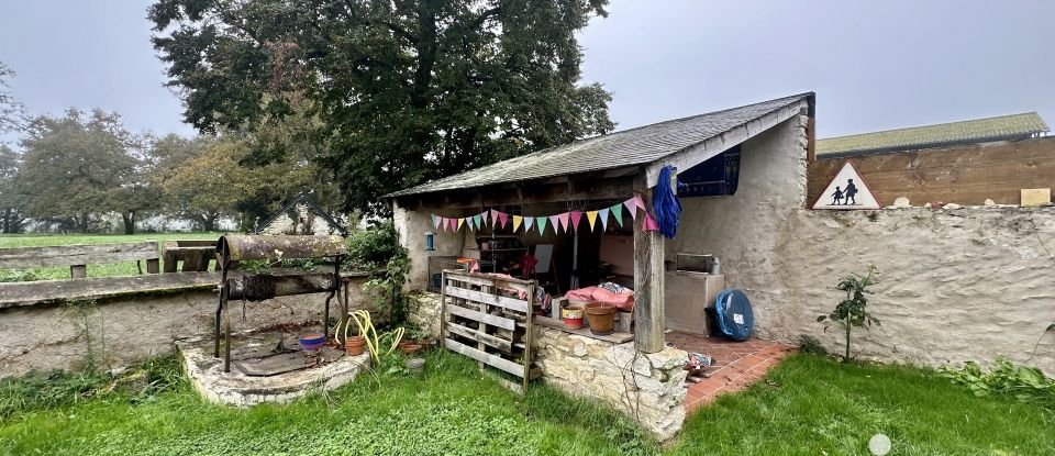 Longère 5 pièces de 125 m² à Saint-Hilaire-en-Lignières (18160)