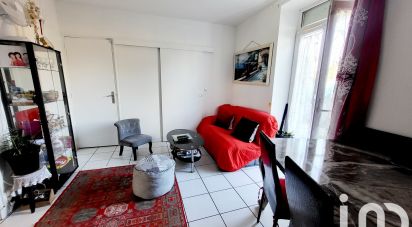 Appartement 3 pièces de 55 m² à Corbeil-Essonnes (91100)