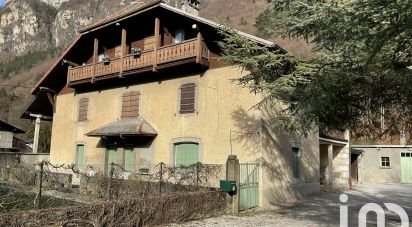 Traditional house 9 rooms of 289 m² in Magland (74300)