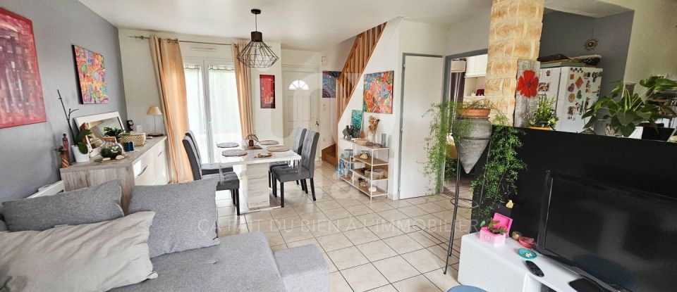 House 5 rooms of 75 m² in Gaël (35290)