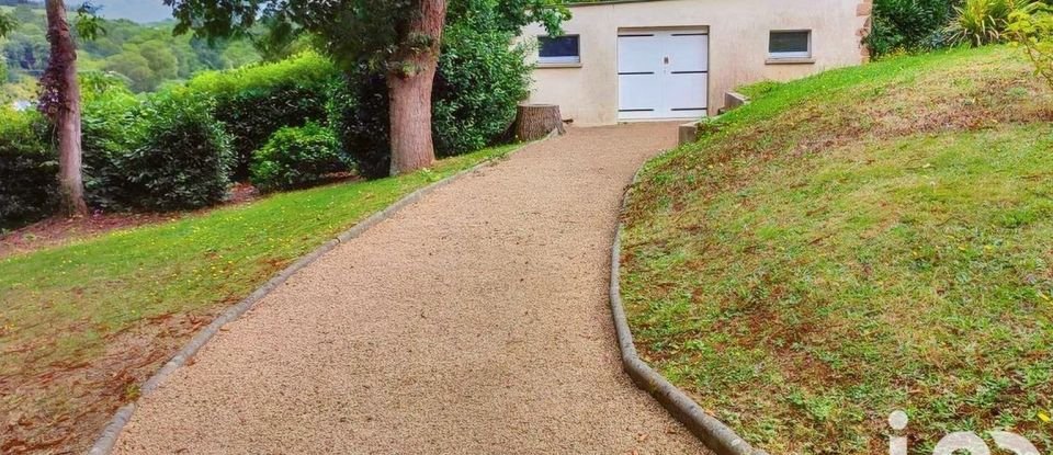 Demeure 5 pièces de 212 m² à Morlaix (29600)